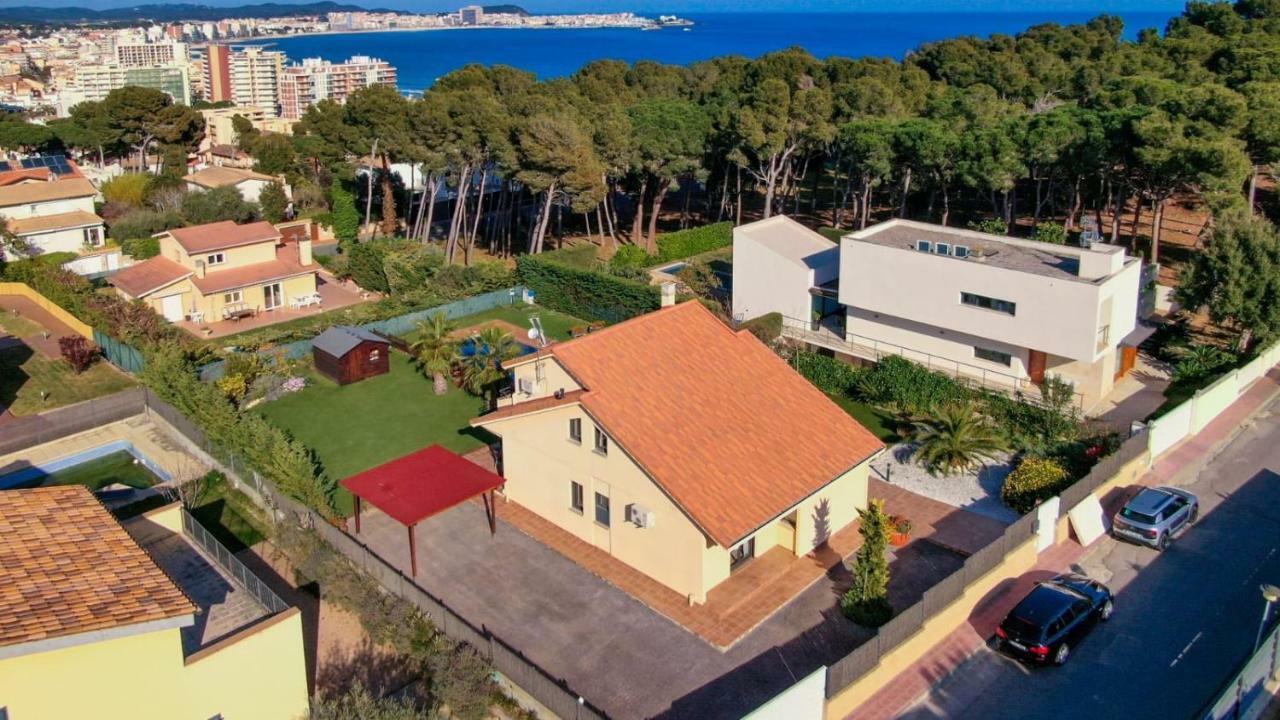Luxury Villa Near The Sea Сан-Антонио-де-Калонже Экстерьер фото